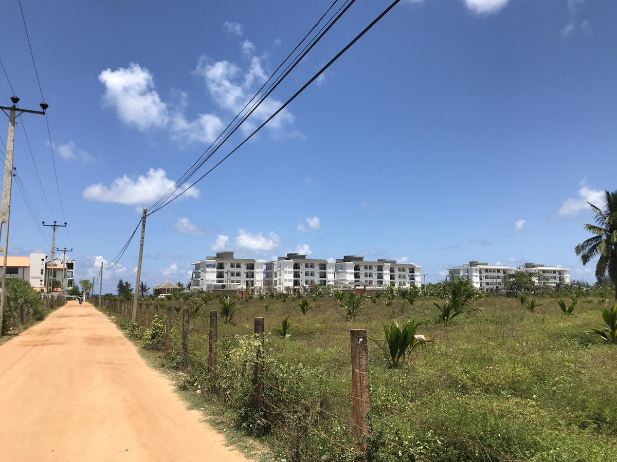 Araliya Oceanfront Condos Nilaveli, Trincomalee Екстериор снимка